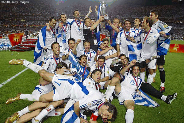 EURO 2004 – ΣΑΝ ΣΗΜΕΡΑ ΞΑΝΑΓΡΑΦΤΗΚΕ Η ΕΛΛΗΝΙΚΗ ΜΥΘΟΛΟΓΙΑ