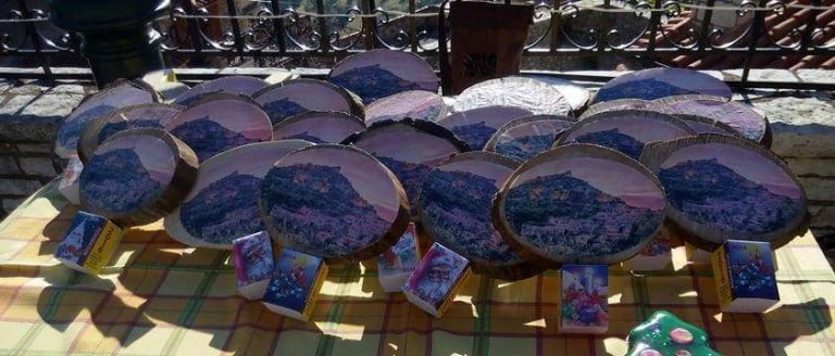 Μοίρασμα ημερολογίων στην Καρύταινα