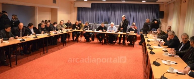 Λύση ζητούν οι δήμαρχοι εδώ και τώρα για τα απορρίμματα