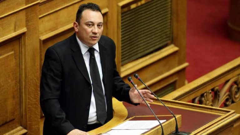 Ερώτηση Βλάση στην Βουλή για την μείωση κλινών Μ.Ε.Θ. στο Παναρκαδικό Νοσοκομείο