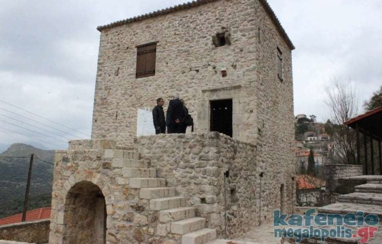 Καρύταινα: Παράταση της έκθεσης “ΤΗΝΙΑΚΟΙ ΜΑΡΜΑΡΟΓΛΥΠΤΕΣ” ως το τέλος Μαΐου