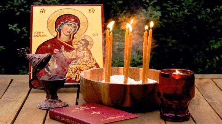 Ακολουθία του Ιερού Ευχελαίου στην Ιερά Μονή Παναγίας Κολοκοτρώνη το Σάββατο 16 Νοεμβρίου