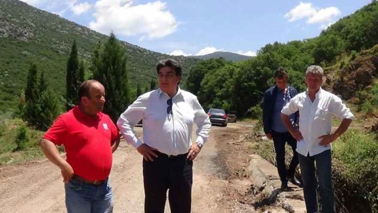 Β.Γιαννακούρας: Δεν υπάρχουν άραγε εργολάβοι στην Αρκαδία και σε όλη την Πελοπόννησο;