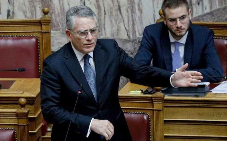 Ο Yφυπ. Ενέργειας κ. Θωμάς λέει ότι η Μεγαλόπολη έχει πάρει απόφαση να γίνουν δίκτυα Φυσικού Αερίου στην πόλη!! Ποιος κοροϊδεύει ποιον;;
