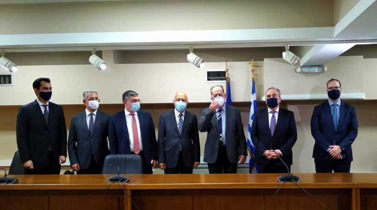 Υπογράφηκε από τον περιφερειάρχη Π. Νίκα η ΣΔΙΤ για την διαχείριση των απορριμμάτων στην Περιφέρεια Πελοποννήσου