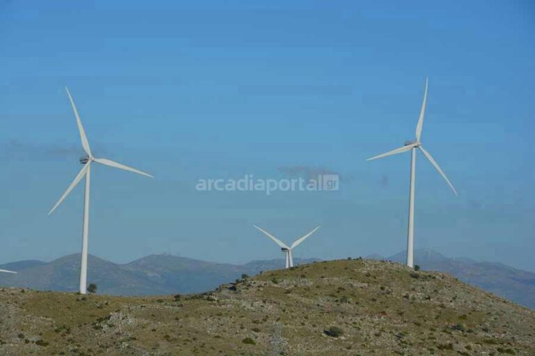 Βροντερό «όχι» του Δημοτικού Συμβουλίου Γορτυνίας για την εγκατάσταση των ανεμογεννητριών στο Μαίναλο