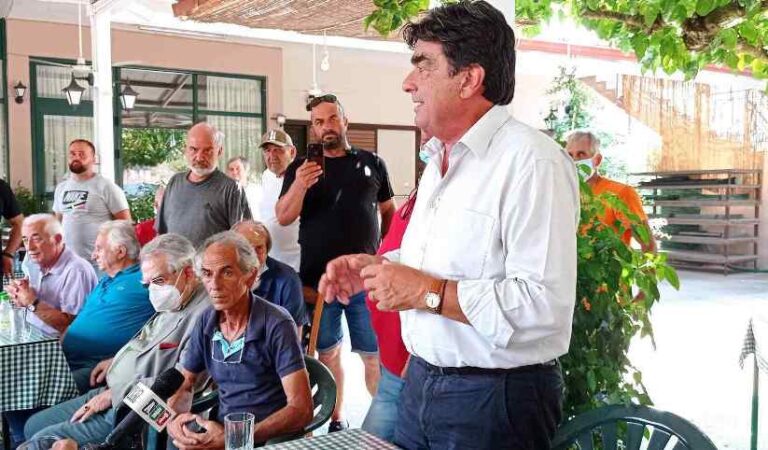 Γιαννακούρας: «Στρίβειν δια της…πανδημίας» (photo)
