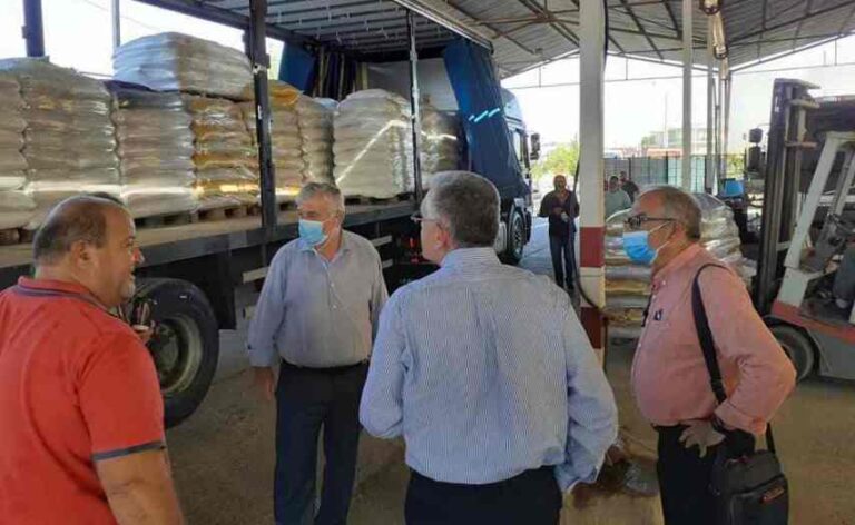 Δήμος Μεγαλόπολης: Ξεκίνησε η διάθεση ζωοτροφών προς τους κτηνοτρόφους του Δήμου που επλήγησαν από τις πρόσφατες πυρκαγιές