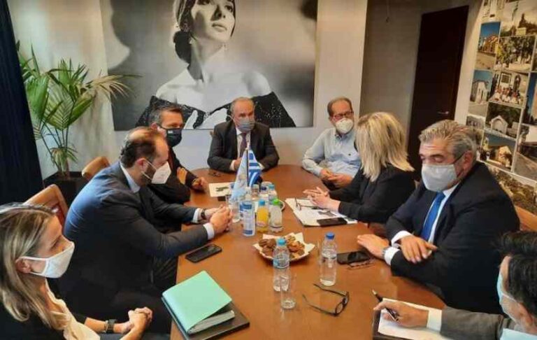 Παπαθανάσης, Μουσουρούλης και Νίκας πήγαν στον Μελιγαλά και ανακοίνωσαν επίσημα ότι εντάσσεται στο ΣΔΑΜ