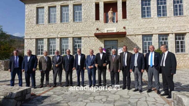 Ελληνικό Ανοιχτό Πανεπιστήμιο: «Σάρκα και Οστά» αποκτά το νέο του τμήμα στο Ελληνικό (photo,video)