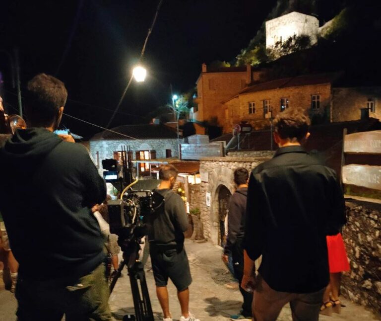 Τηλεοπτικά γυρίσματα για το σήριαλ Μαύρο Ρόδο στην Καρύταινα