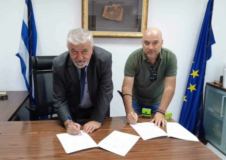 Δήμος Μεγαλόπολης: Υπογράφηκε η Σύμβαση για την Ανάπλαση Κοινόχρηστων Χώρων στο Λεοντάρι με προϋπολογισμό 454.164,10€