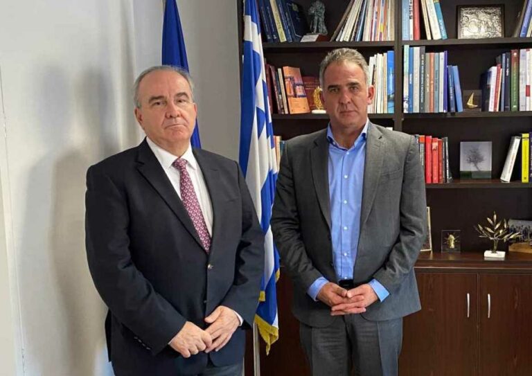Συνάντηση Τρουπή με Παπαθανάση: “Σημαντικός ο ρόλος του Επιμελητηρίου Αρκαδίας για την εφαρμογή του προγράμματος απολιγνιτοποίησης”