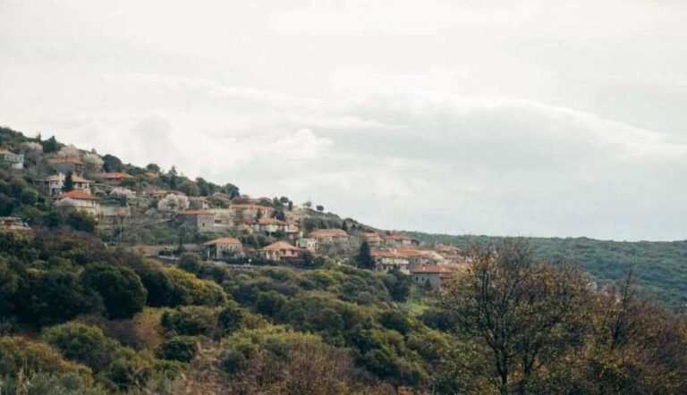 Ψάρι: Ο παραδοσιακός οικισμός της ορεινής Αρκαδίας με το ασυνήθιστο όνομα