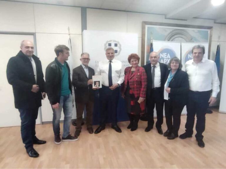 Συνάντηση της Παναρκαδικής Ομοσπονδίας με τον Περιφερειάρχη Αττικής