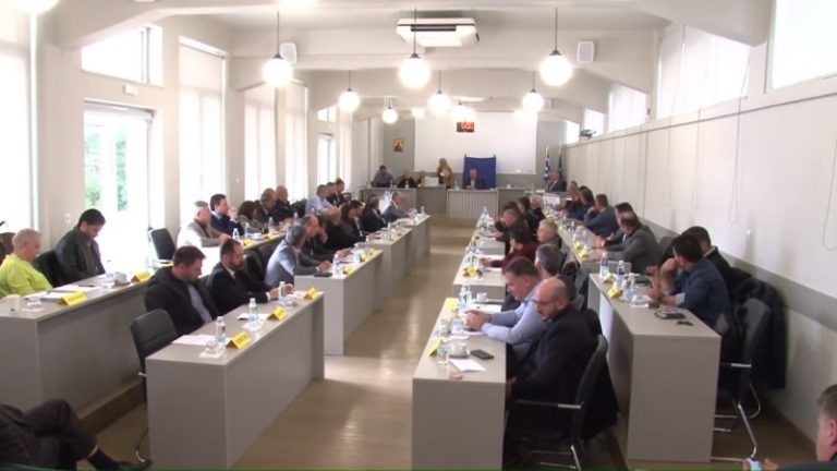 Πρόταση ψηφίσματος για τα Τέμπη από παρατάξεις του Περιφερειακού Συμβουλίου Πελοποννήσου