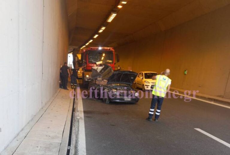 Θανατηφόρο τροχαίο στην Κορίνθου – Καλαμάτας στην Τσακώνα – ΙΧ συγκρούστηκε με φορτηγό