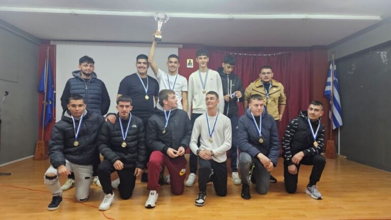 Η ομάδα του ΕΠΑΛ Μεγαλόπολης κατέκτησε την πρώτη θέση στους σχολικούς αγώνες καλαθοσφαίρισης Αρκαδίας