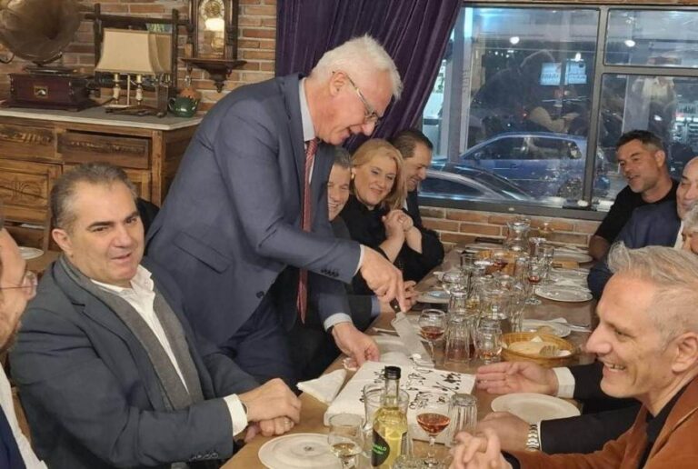 Την καθιερωμένη πρωτοχρονιάτικη πίτα έκοψε μέσα σε πολύ ζεστή ατμόσφαιρα ο ΦοΔΣΑ Πελοποννήσου
