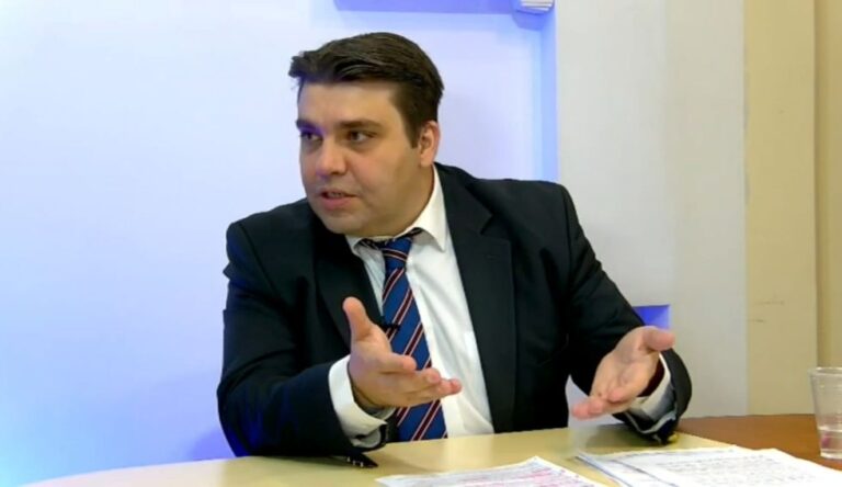 Νικολ. Γιαννακόπουλος: «3.577.064,10€ Τόσο στοιχίζει η ταφόπλακα του Σιδηρόδρομου Πελοποννήσου»