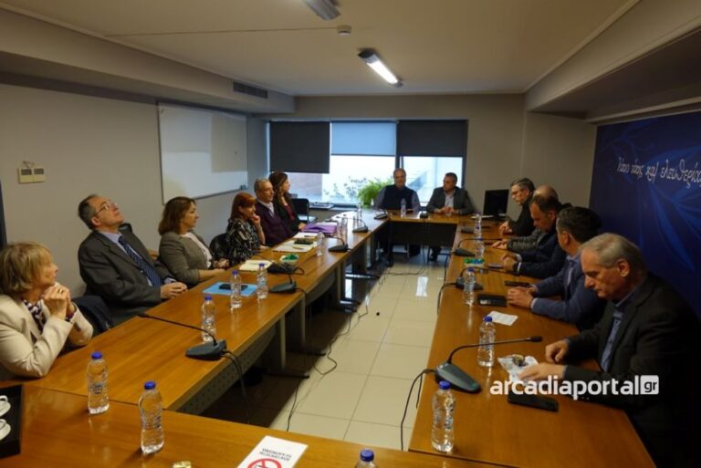Συνάντηση προέδρου ΑΣΕΠ με τον αντιπεριφερειάρχη και τους δημάρχους Αρκαδίας (pics,vid)