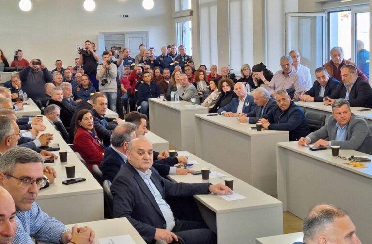 Ευρεία σύσκεψη υπό τον Υπουργό Πολιτικής Προστασίας Γιάννη Κεφαλογιάννη στην Τρίπολη