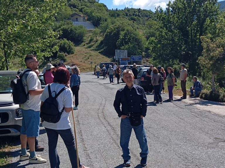 Πλήθος περιηγητών και επισκεπτών σε Δυρράχι και Καμάρα