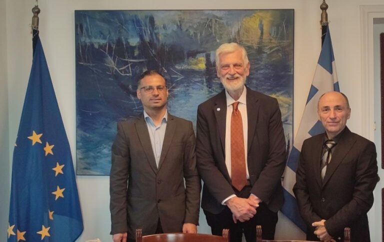 Συνάντηση της Ένωσης Συντακτών Επαρχιακού Τύπου με τον Υφυπουργό Εξωτερικών