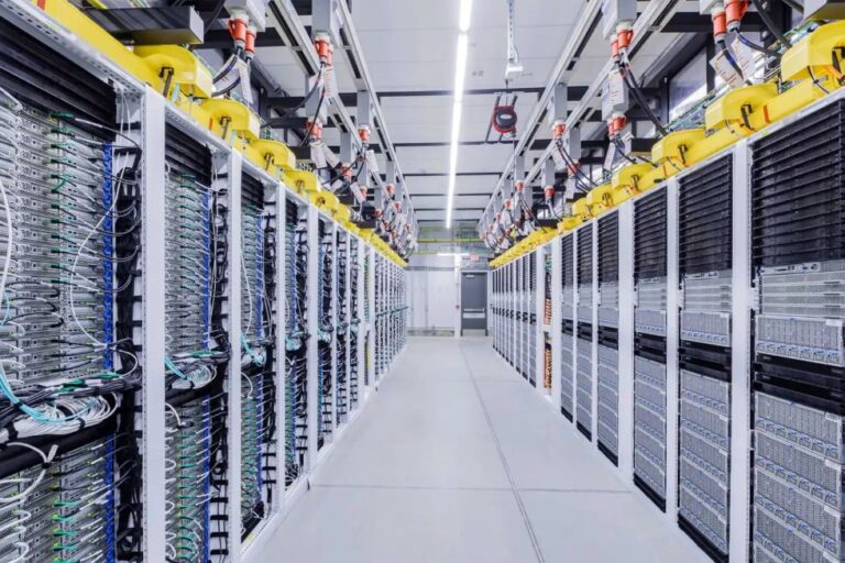 Ανακοίνωση για την δημιουργία Data Center 5MW-ΙΤ στη Μεγαλόπολη με 100 νέες θέσεις εργασίας