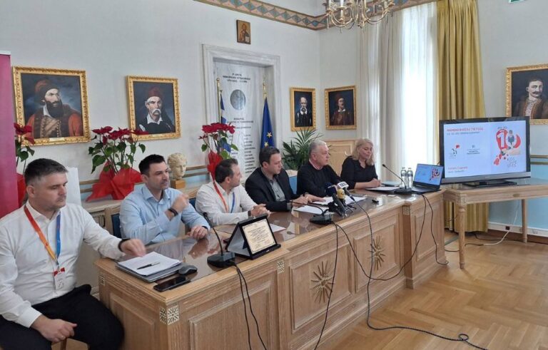 Περιφέρεια Πελοποννήσου – Kids Save Lives | Χάρτης Απινιδωτών, πρόληψη και εκπαίδευση πολιτών για την προστασία της ανθρώπινης ζωής