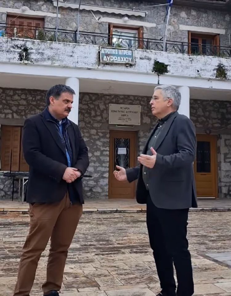 Μάκαρης-Φαράντος από Δυρράχι Αρκαδίας: Η Εκκωφαντική Σιωπή της Εγκατάλειψης σε Έναν Τόπο Σπάνιας Ομορφιάς