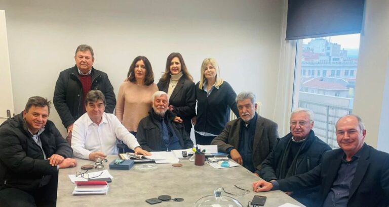 Τατούλης: Ευχόμαστε στον Βαγγέλη  Γιαννακούρα  καλή και δημιουργική κοινοβουλευτική θητεία, με δύναμη και επιτυχία στο έργο του προς όφελος των πολιτών της Αρκαδίας!